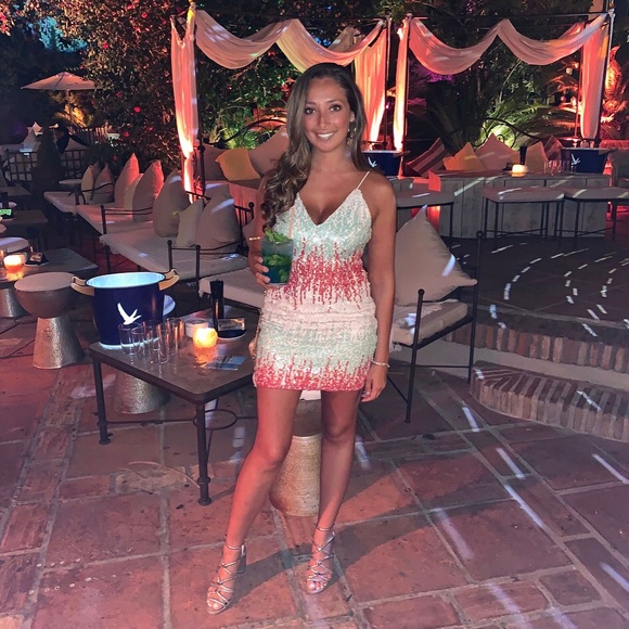 Meet your Posher, Lauren - Picture 6 of 9